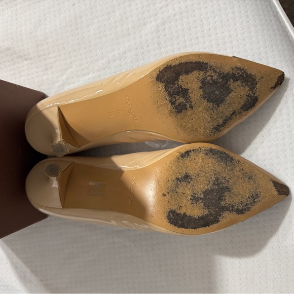 PreOwned Woman’s Coach Zan - Picture 4 of 6